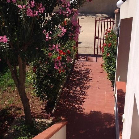 Appartamento Con Veranda Primo Piano Рейтани Экстерьер фото