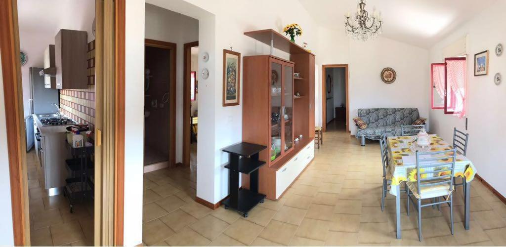 Appartamento Con Veranda Primo Piano Рейтани Экстерьер фото